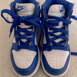 Nike dunks size 11.5 children’s